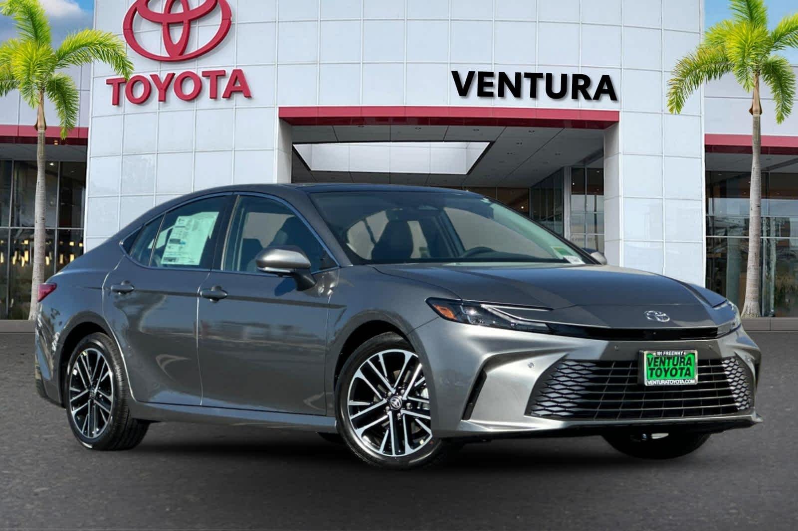 New 2026 Heavy Metal <sup>1</sup> Toyota  XLE image 2