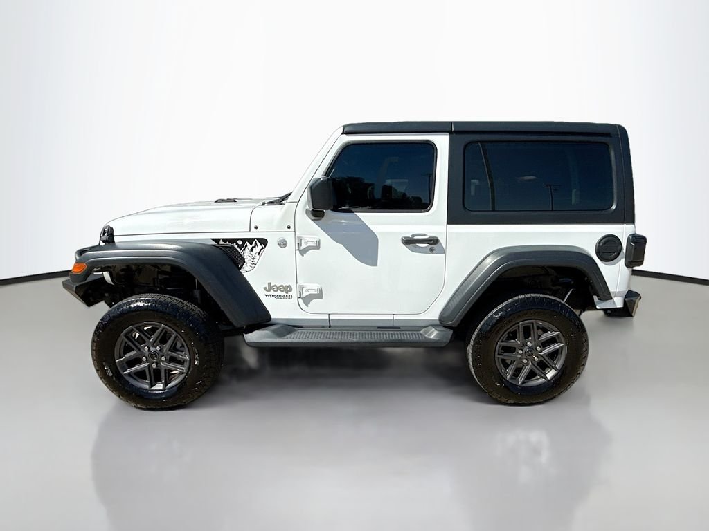 Used 2019 Bright White Clearcoat Jeep Sport S image 4