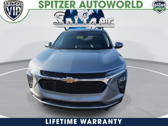 2026 Chevrolet Trax photo 6 of 40