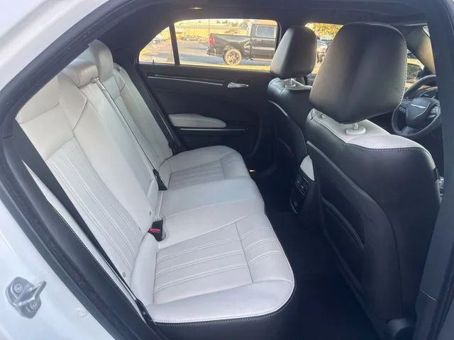 Used 2018 White Chrysler S image 23