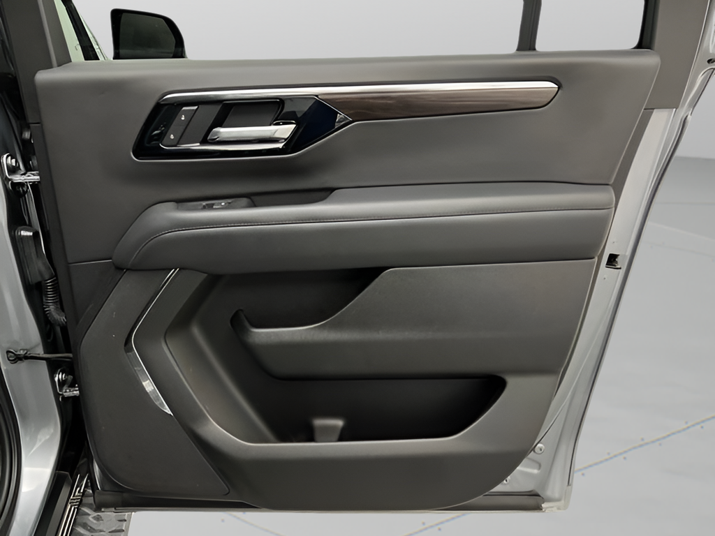 Used 2025 Sterling Gray Metallic Chevrolet Z71 image 23