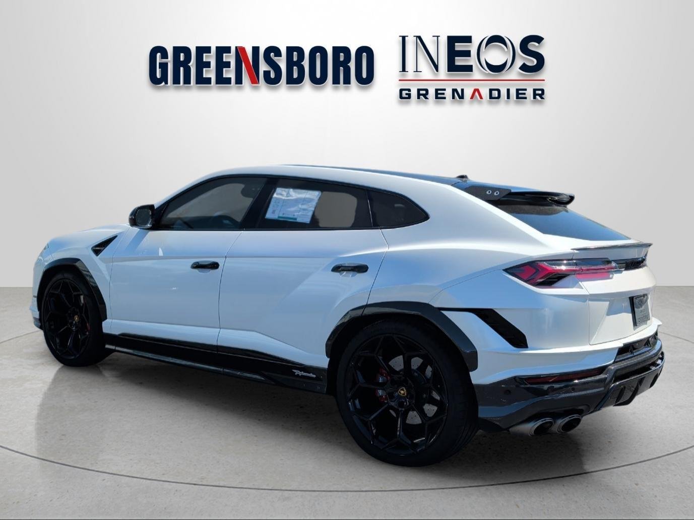 Used 2023 Bianco Monocerus Matt Lamborghini Performante image 3