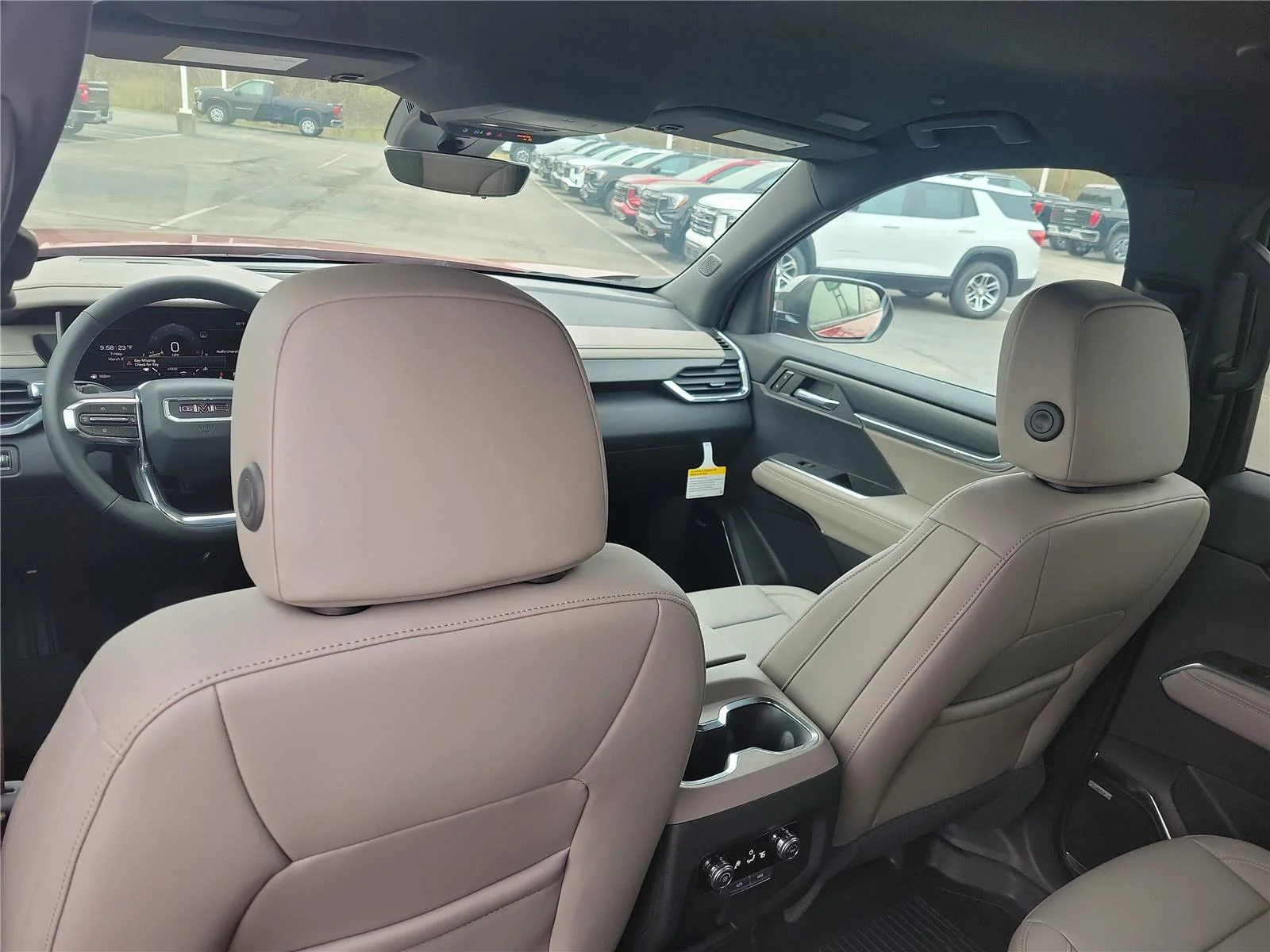 2026 GMC Acadia Elevation - Photo 14