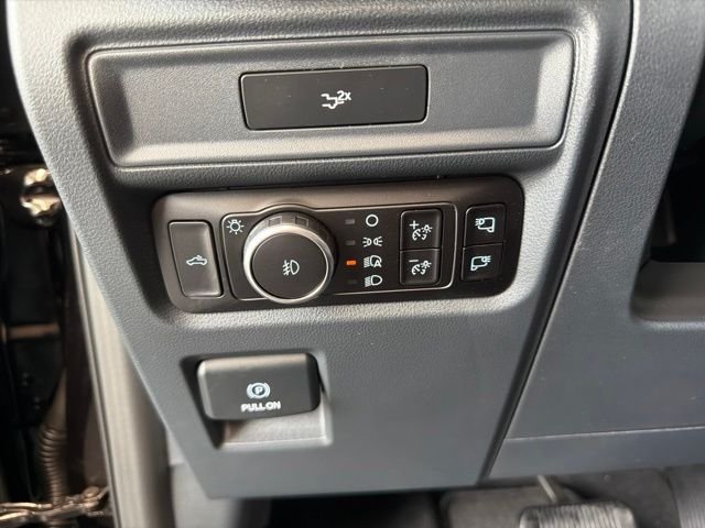 New 2026 Agate Black Metallic Ford XLT image 24