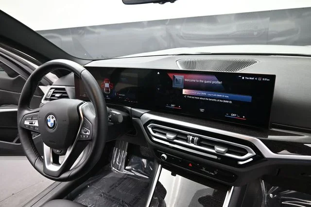 Used 2023 White BMW 330i xDrive image 17