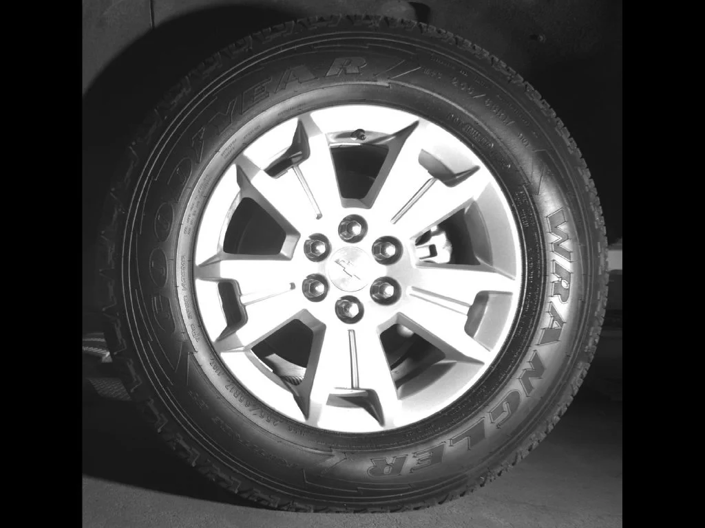 Used 2022 White Chevrolet LT image 10