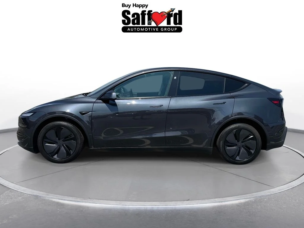 2026 Tesla Model Y Premium - Photo 4