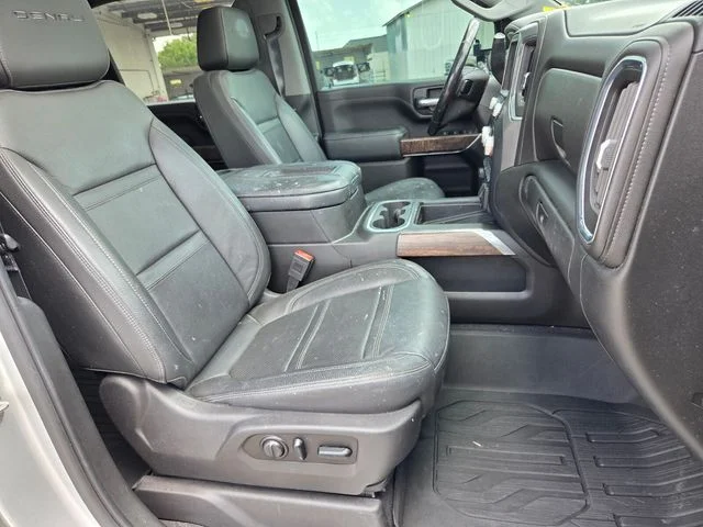 Used 2020 Silver GMC Denali image 15