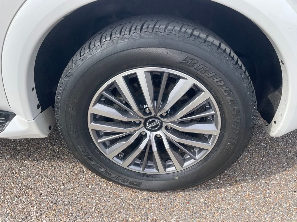 Used 2023 White Nissan SL image 18