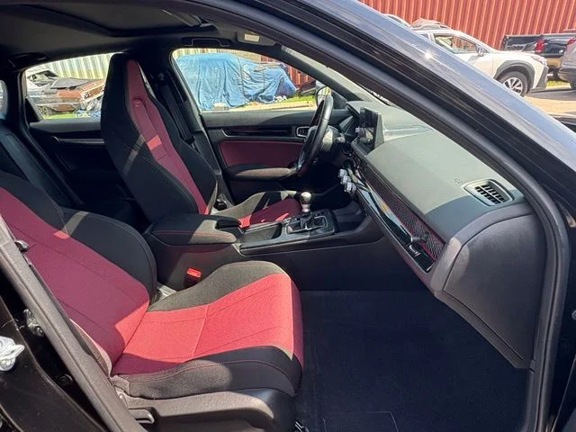 Used 2022  Honda Si image 13