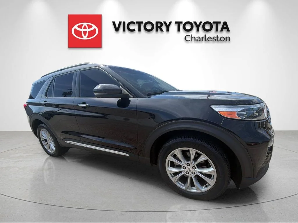 Used 2020 Black Ford Limited image 5