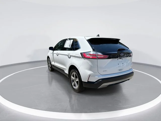 Used 2024 White Ford SEL image 6