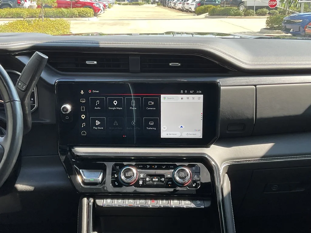 Used 2025 Black GMC AT4X image 25