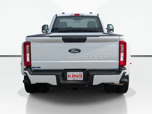 New 2027 Oxford White Ford F-350® XL image 8