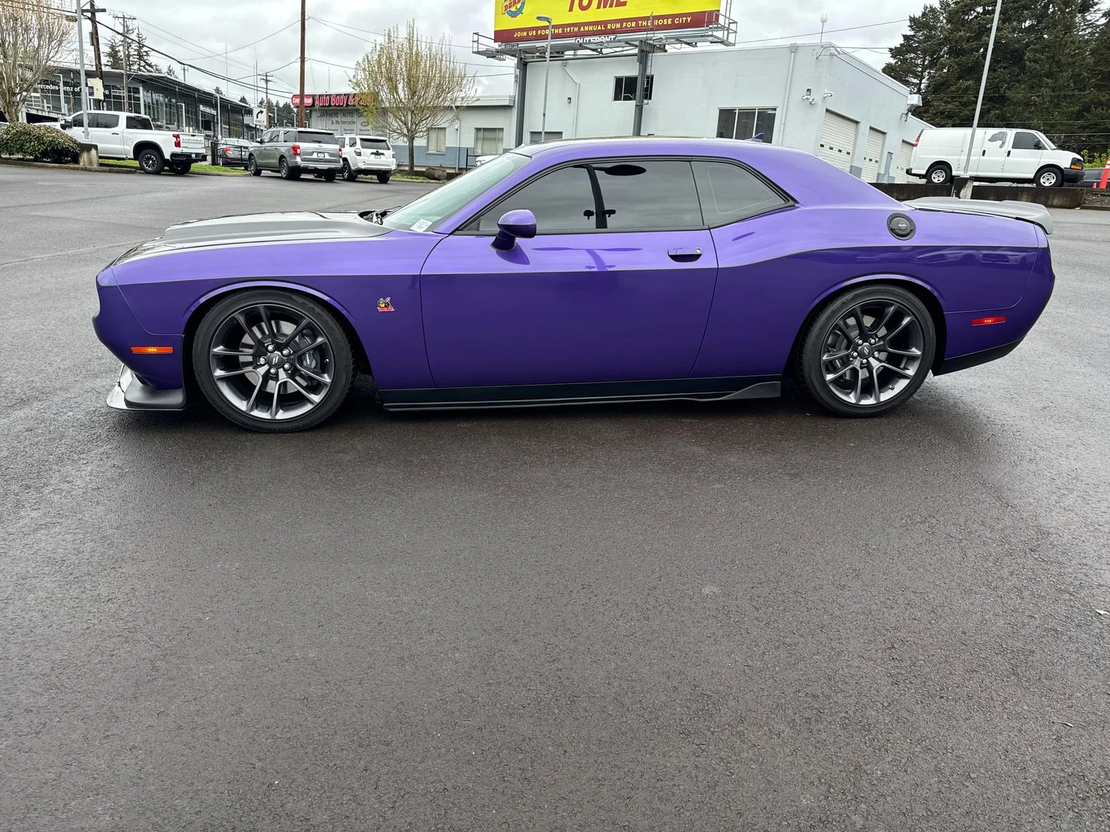 Used 2023 Plum Dodge R/T Scat Pack image 6