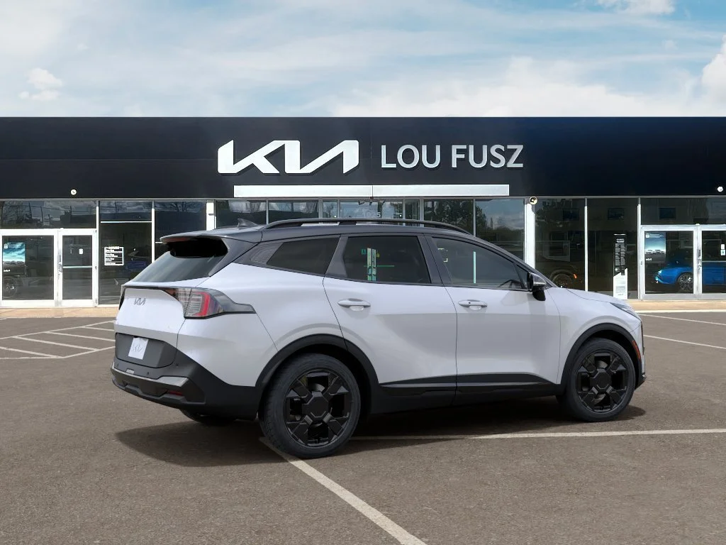 New 2027 Glacial White Pearl / Black Ro Kia X-Line image 6