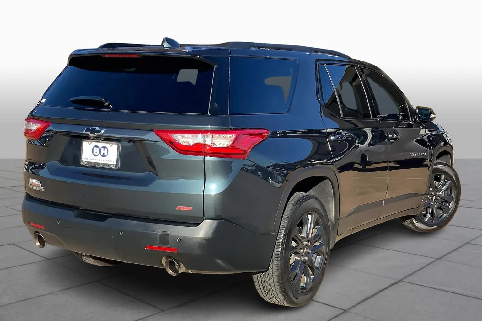 Used 2020 Graphite Metallic Chevrolet RS image 12