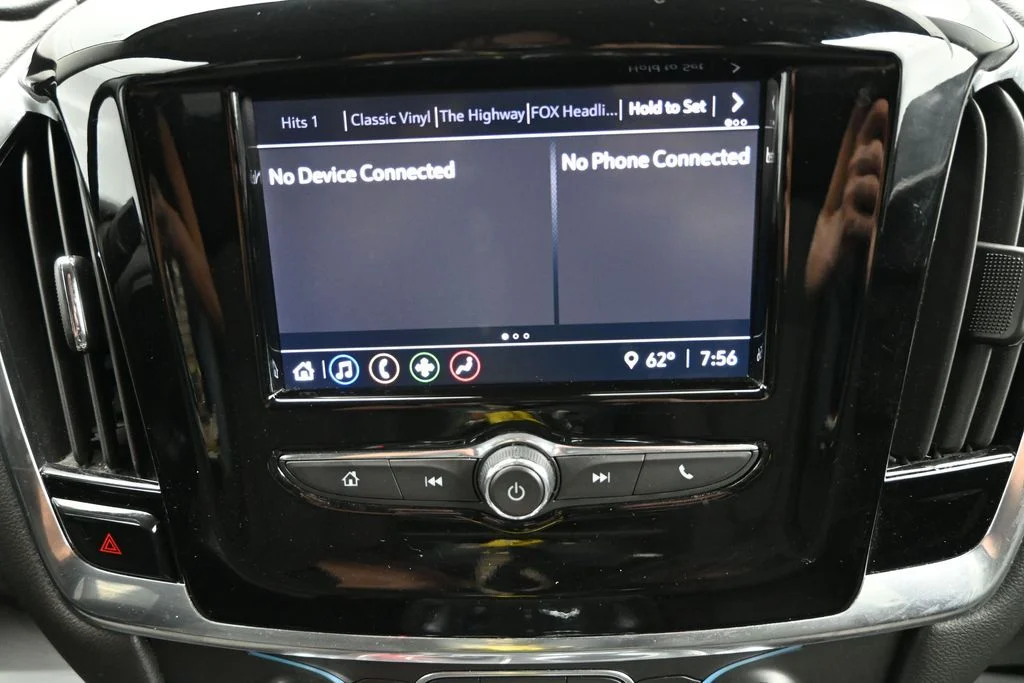 Used 2020 Gray Chevrolet LT image 19