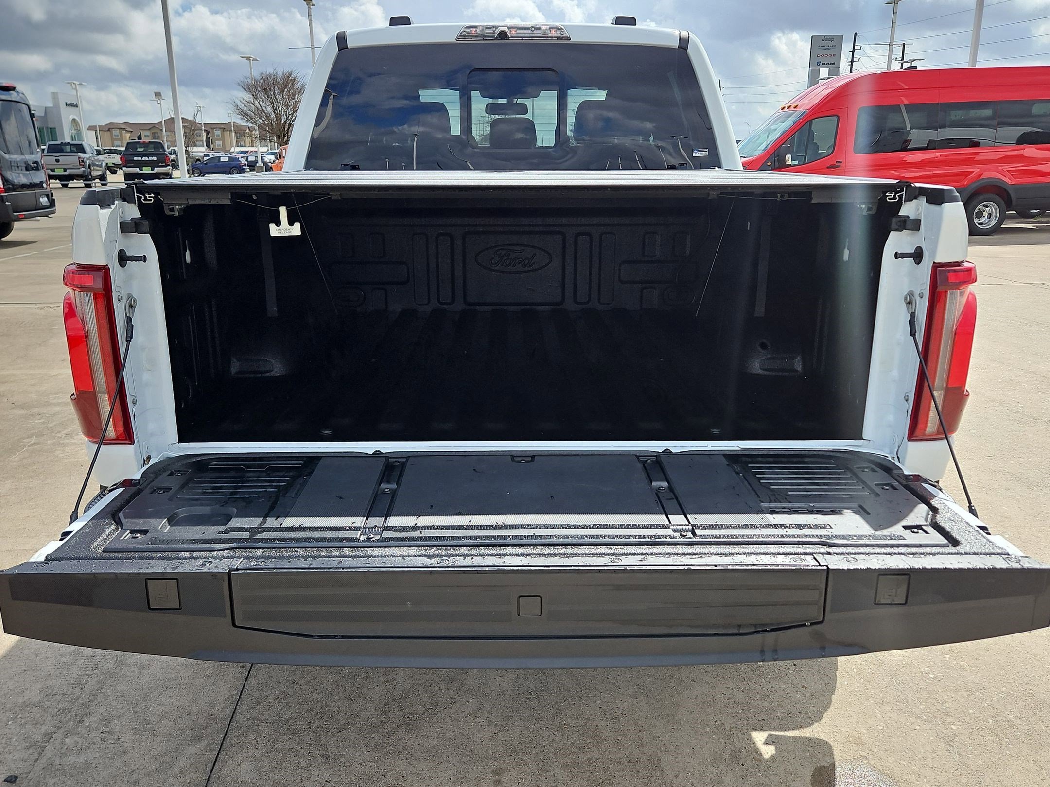 Used 2025 Oxford White Ford Raptor image 28