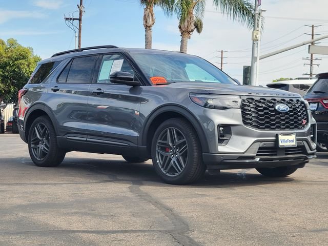 Used 2025 Carbonized Gray Metallic Ford ST image 32