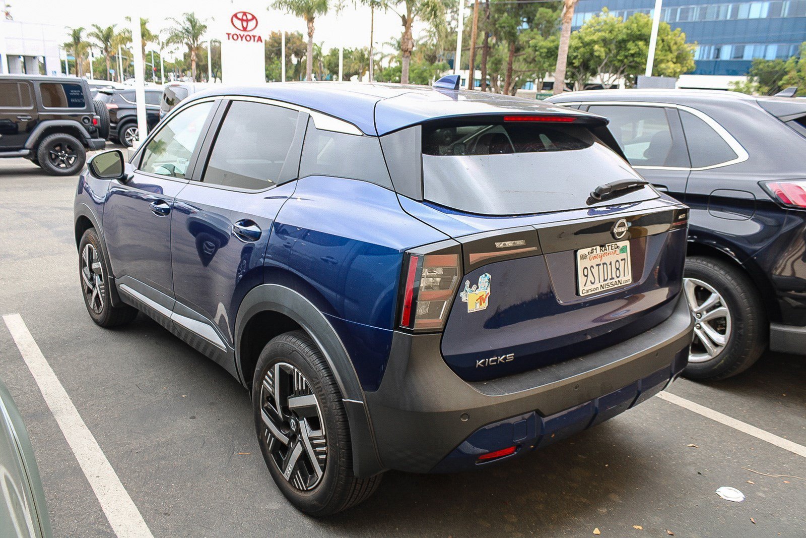 Used 2025 Deep Blue Pearl Nissan SV image 7