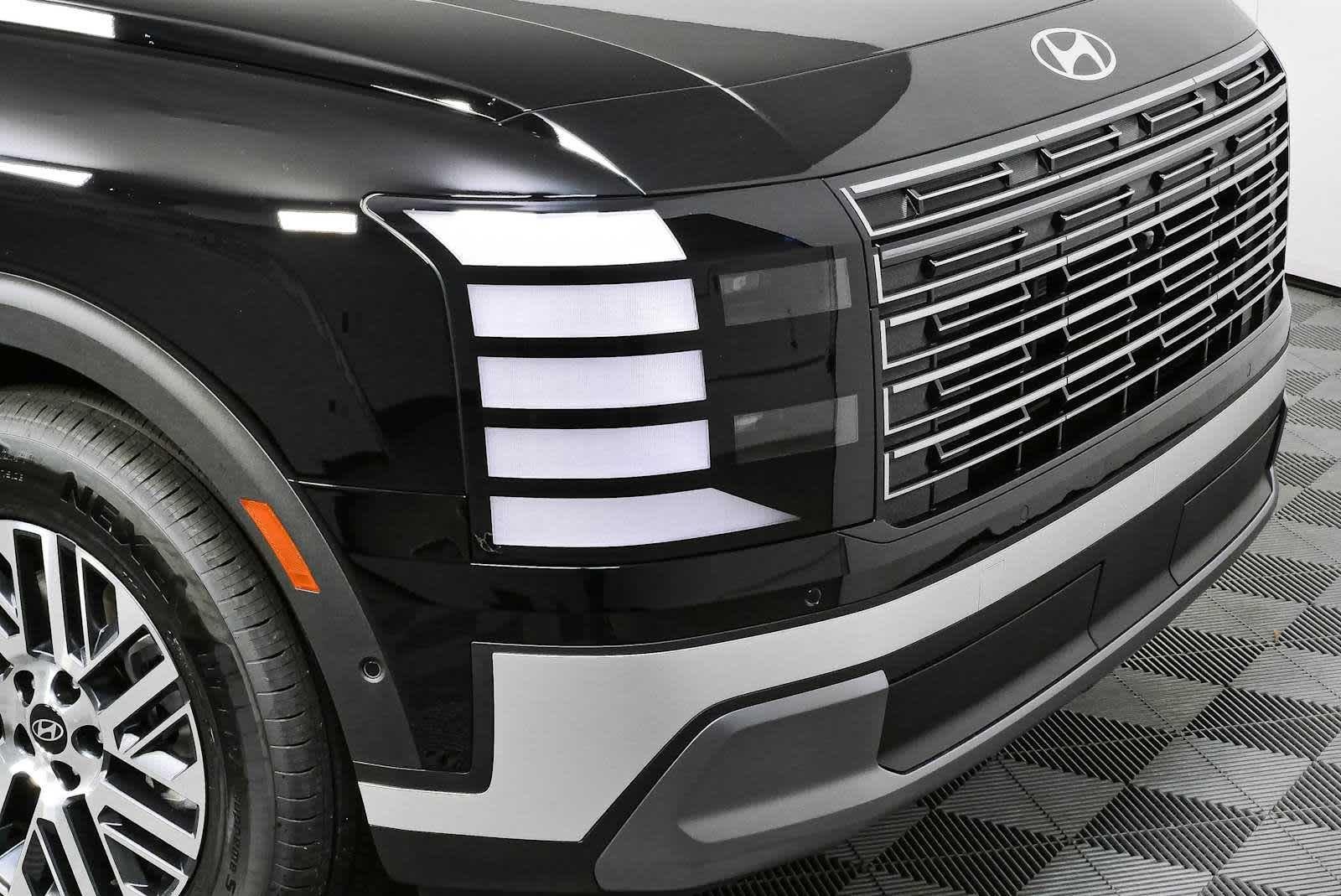 New 2026 Abyss Black Pearl Hyundai SEL Premium FWD image 12