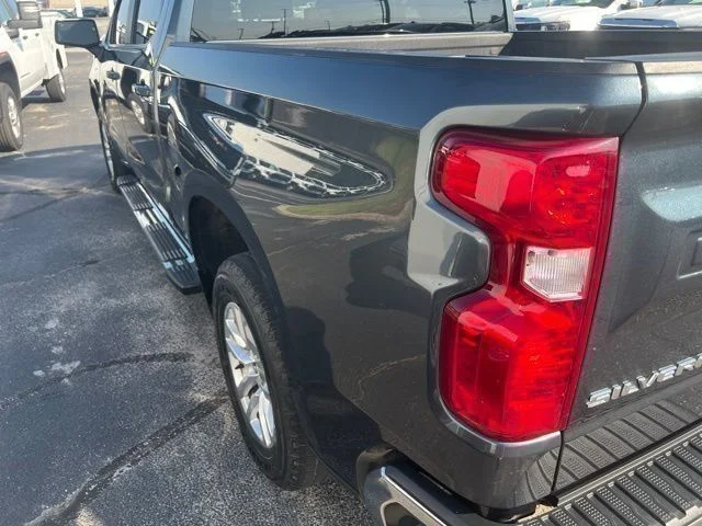 Used 2020 Gray Chevrolet LT image 7