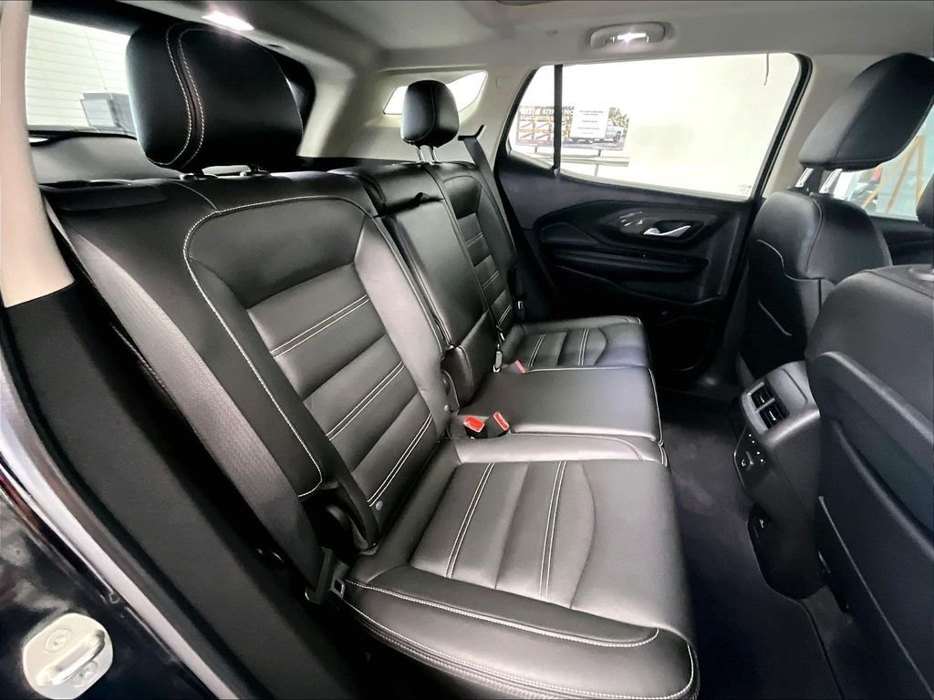 Used 2023 Ebony Twilight Metallic GMC Denali image 16