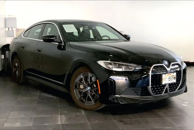 Used 2023 BMW i4 35 with VIN WBY43AW01PFP65441 for sale in Honolulu, HI