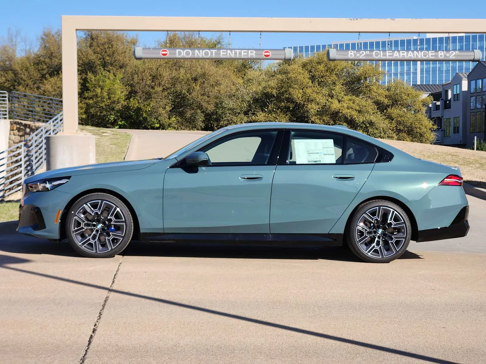 New 2026 Cape York Green Metallic BMW 530i image 2