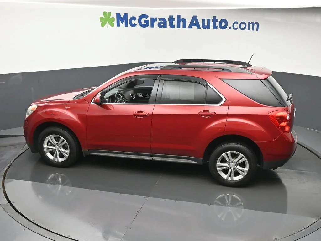Used 2013 Red Chevrolet LT image 26