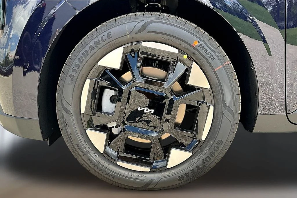 New 2026 Deep Chroma Blue Kia EX image 12