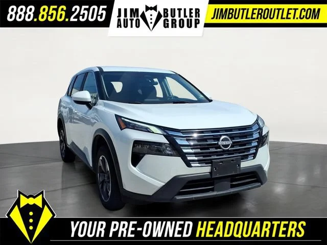 Used 2024  Nissan SV image 26