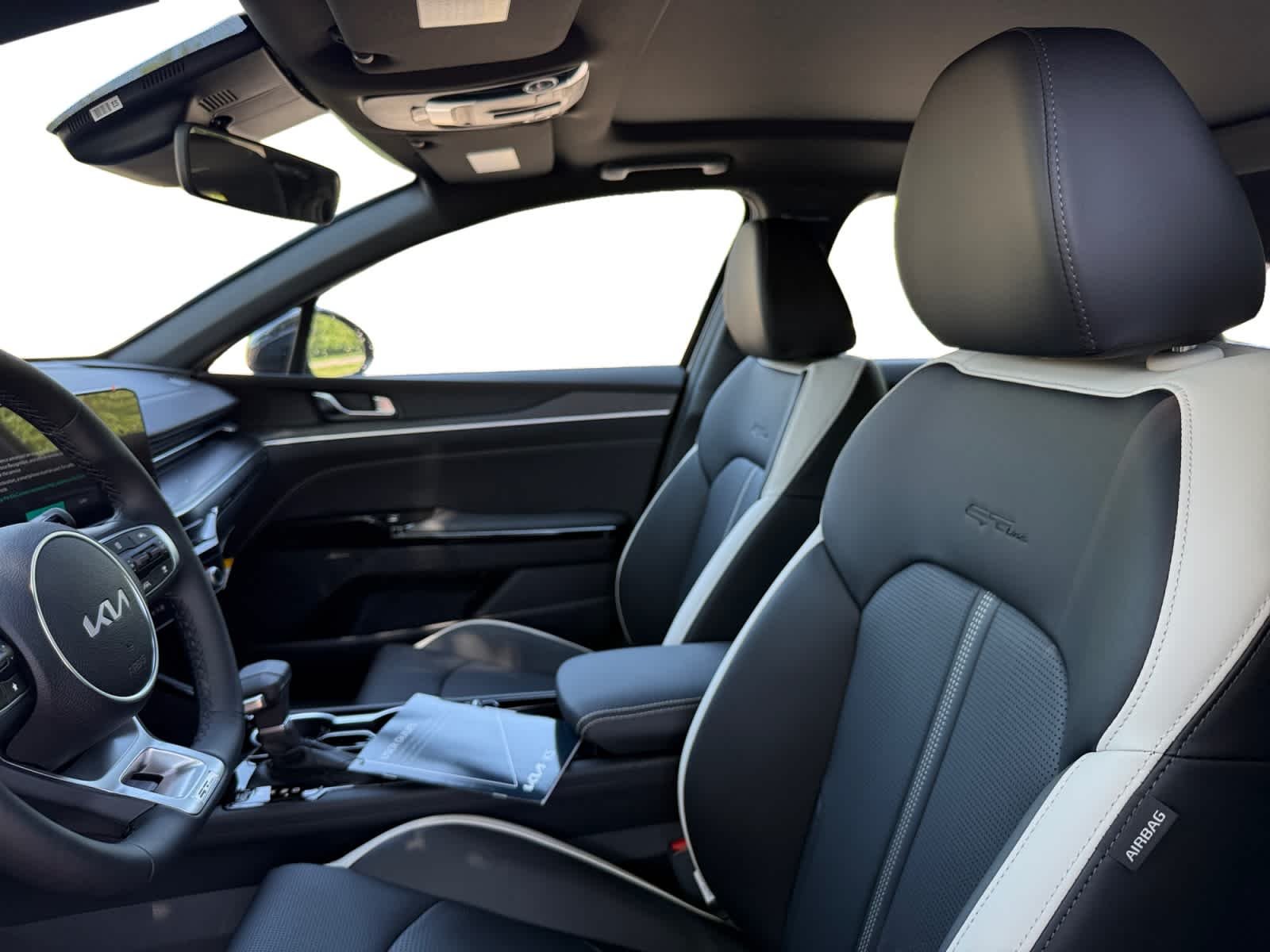 New 2026 Aurora Black Pearl Kia GT-Line AWD image 11