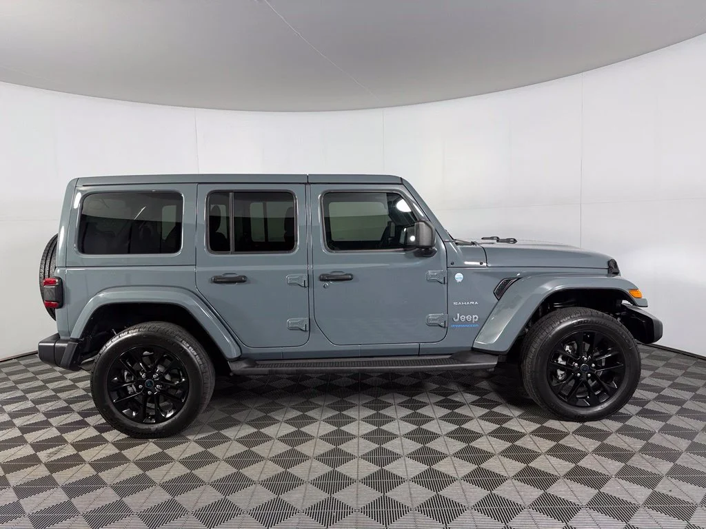 Used 2024 Gray Jeep Sahara 4xe image 5