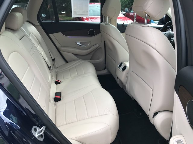 Used 2022 Lunar Blue Metallic Mercedes-Benz GLC 300 image 31