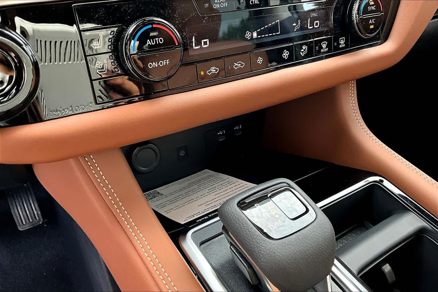 New 2026 Everest White Pearl TriCoat Nissan Platinum image 14