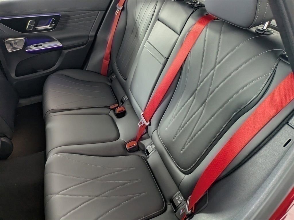 New 2026 MANUFAKTUR Patagonia Red Metallic Mercedes-Benz AMG® GLC 63 S E Performance 4MATIC® SUV image 32