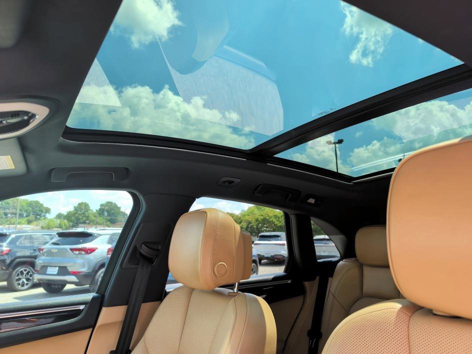 Used 2018 White Porsche Base image 27