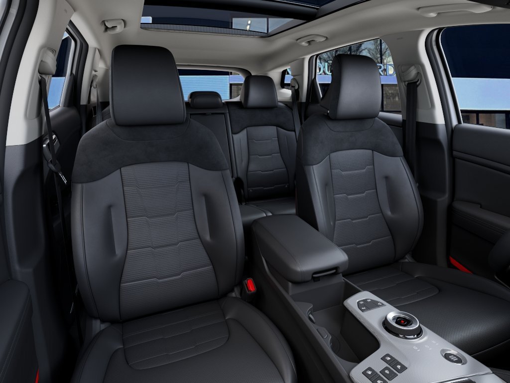 New 2027 Snow White Pearl Kia SX Prestige image 15