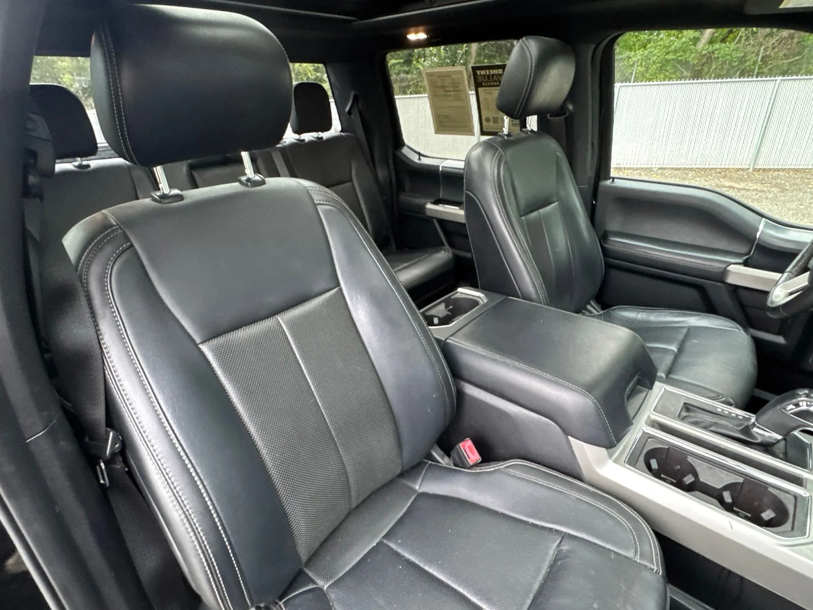 Used 2019 Agate Black Metallic Ford Lariat image 8