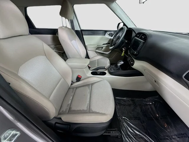 Used 2025 Gray Kia LX image 25