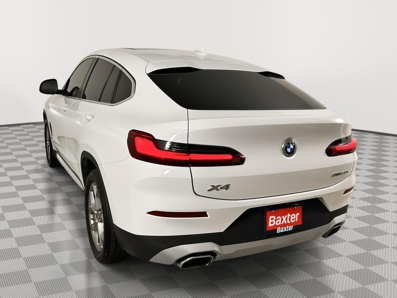 Used 2022 Alpine White BMW xDrive30i image 11