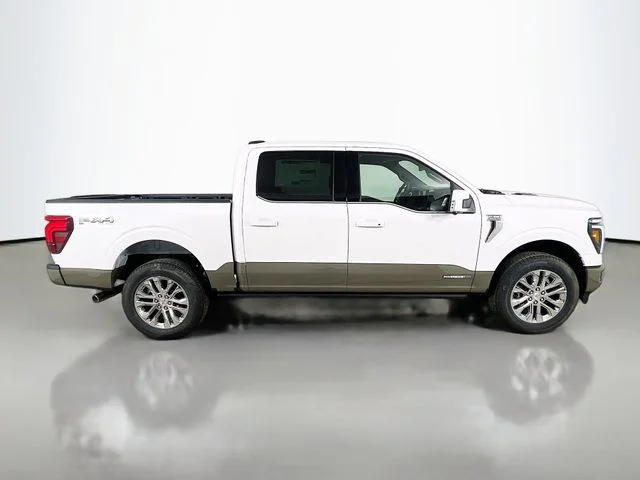New 2026 Star White Metallic Tri-Coat Ford King Ranch image 7