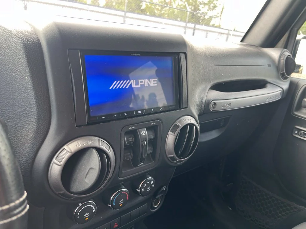 Used 2018 Black Clearcoat Jeep Unlimited Sport image 12