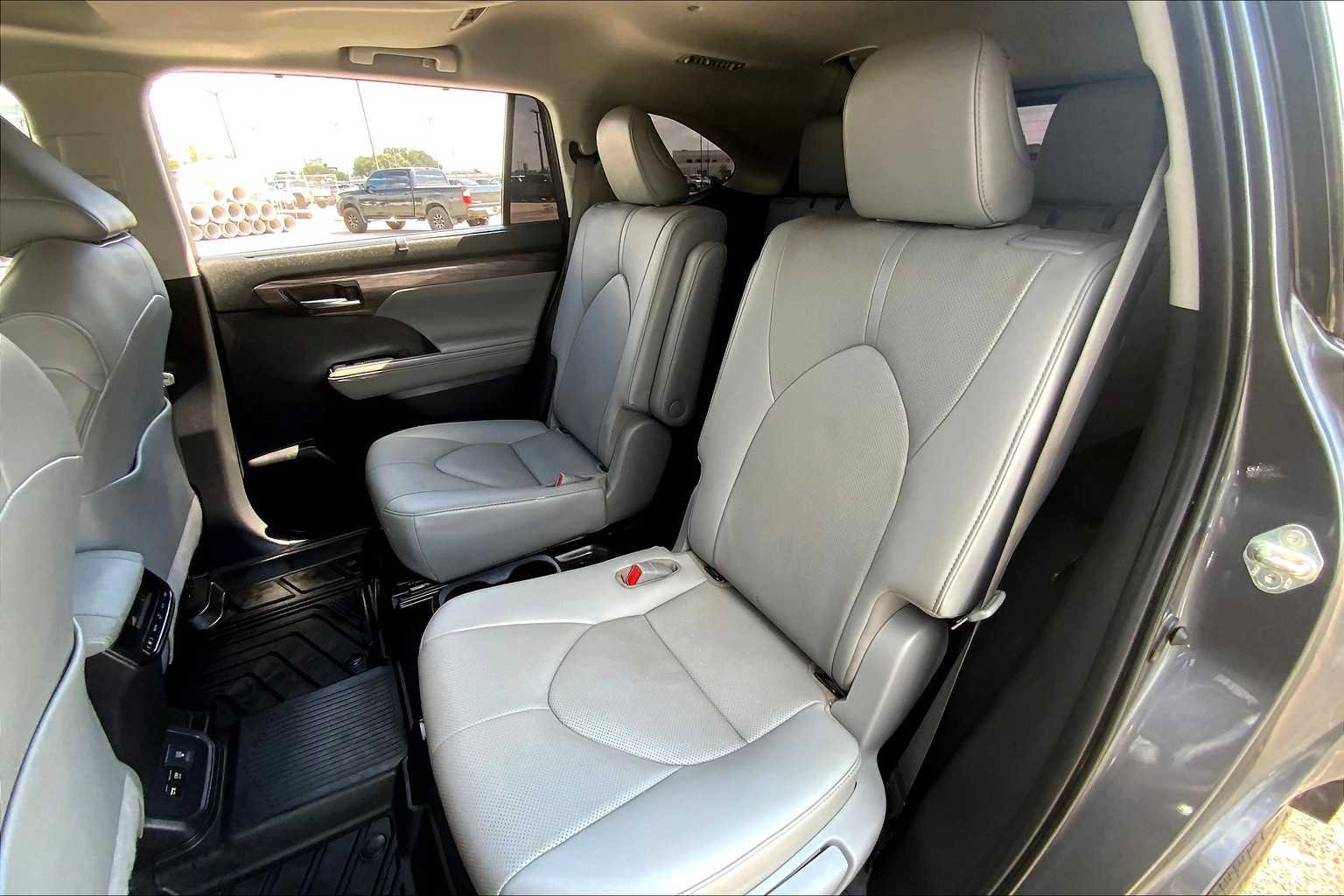 Used 2020 Magnetic Gray Metallic Toyota Limited image 20
