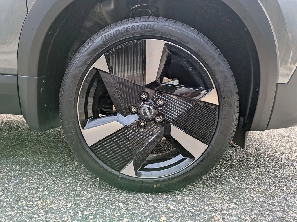 New 2026 Gun Metallic Nissan SR image 11