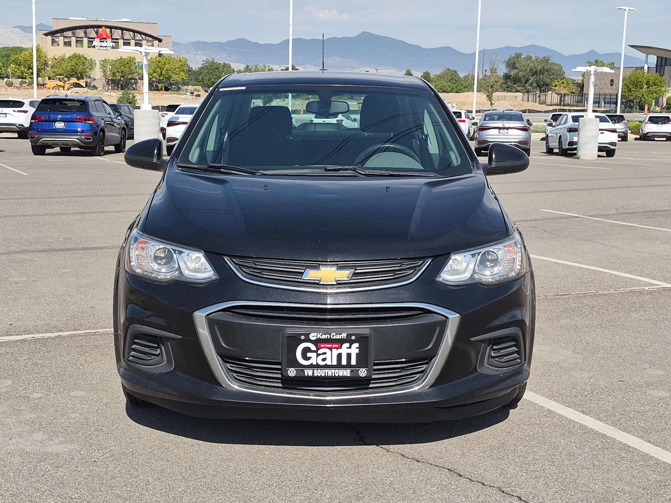 Used 2020 Mosaic Black Metallic Chevrolet LT image 9