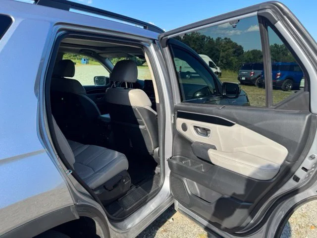 Certified Used 2025 Silver Honda Touring image 15