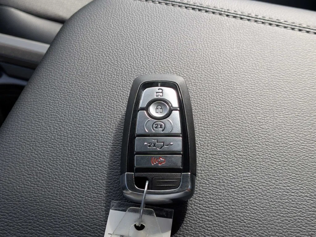 New 2026 Oxford White Ford F-250® Lariat® image 30
